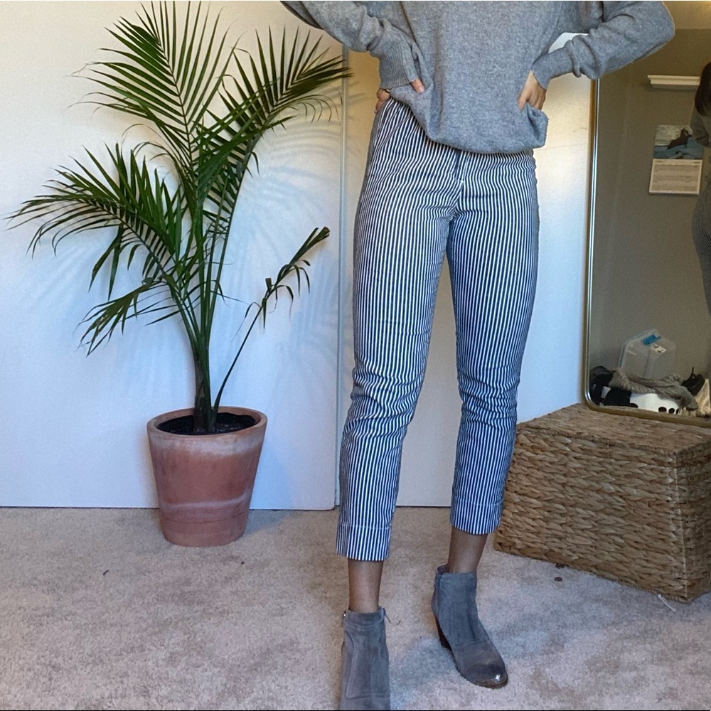 Brandy Melville white/ grey pinstripe cropped cotton pants.